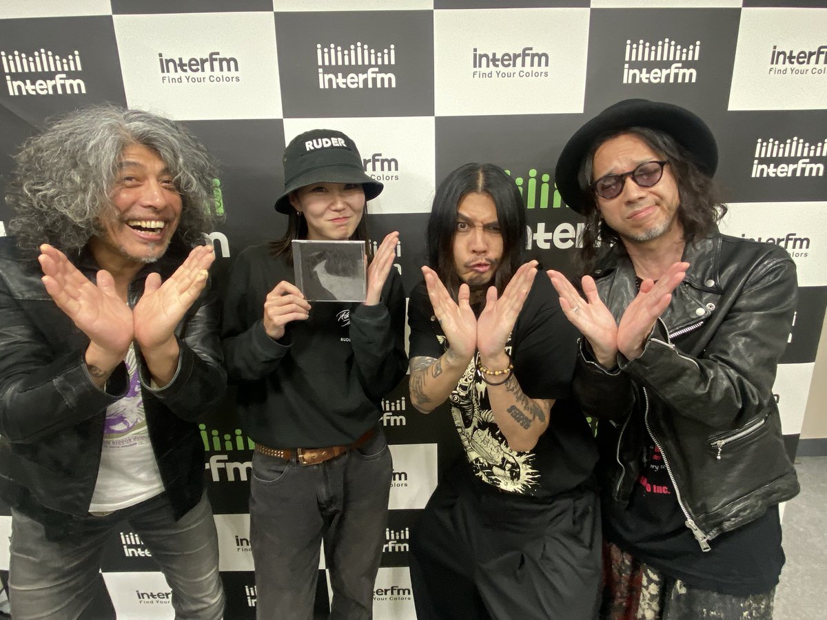 LoveOnMusic2's tweet image. 昨夜のLove On Music

ゲストはDURANさん、MASAEさん！
ありがとうございました！

爆笑トークと素晴らしいセッションはradikoでもきけます！

ぜひ！
radiko.jp/share/?sid=INT… 

#DURAN
#MASAE
#Vornak
#佐藤タイジ
#ジョー横溝