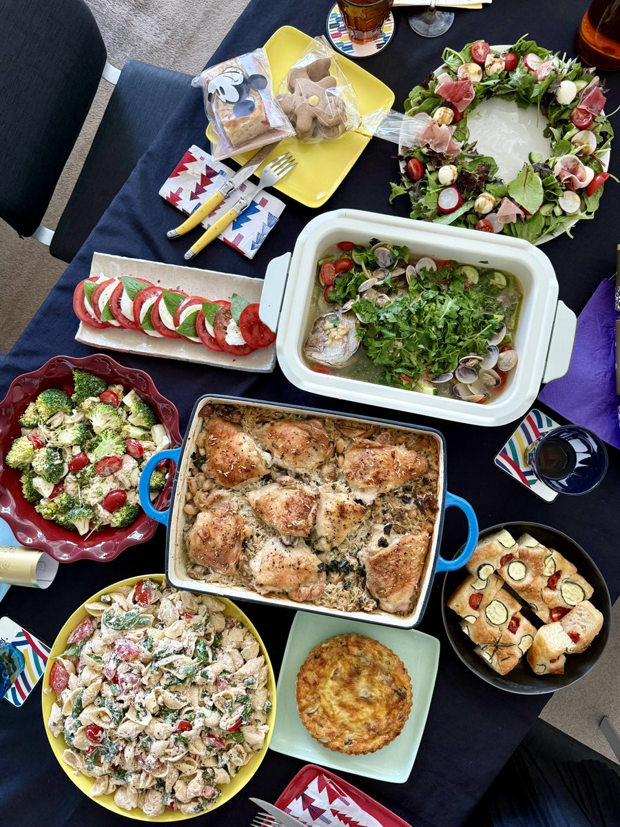 riesria's tweet image. 昨日は嵐会でクリスマスパーティー🎄
今年も楽しく過ごせたことに感謝、コンサート当選祈願も込めてかんぱーい🥂