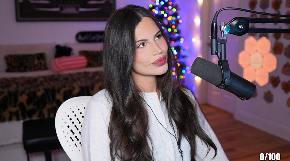 Twitch.tv/mccartney Fall guys! Also 35% subbies right now!! Any 100 zifters?👀👀👀🤣🤞🏼♥️