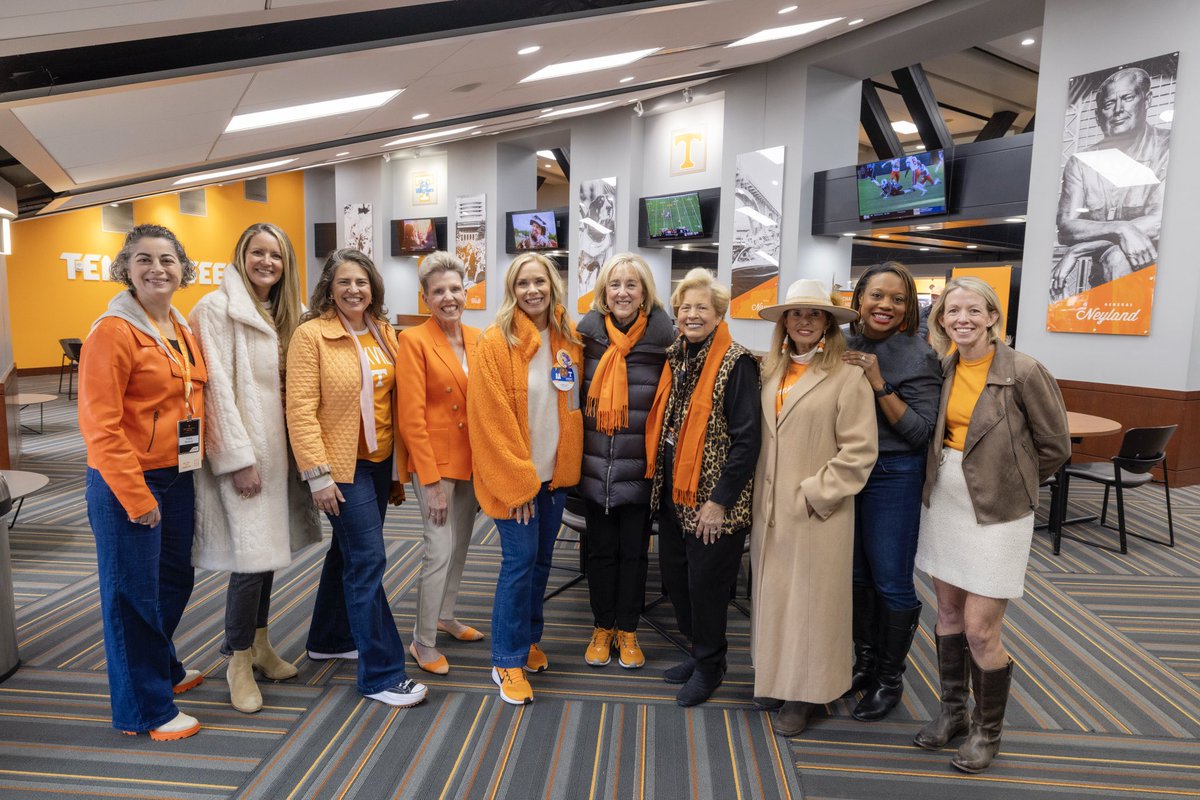 Grateful to have a community of passionate and strong women here in Knoxville who have a heart for @UTKnoxville. It's great to be a Tennessee Lady Vol! #GBO #GoVols #LeadershipMatters Grateful to have a community of passionate and strong women here in Knoxville who have a heart for @UTKnoxville. It's great to be a Tennessee Lady Vol! #GBO #GoVols #LeadershipMatters