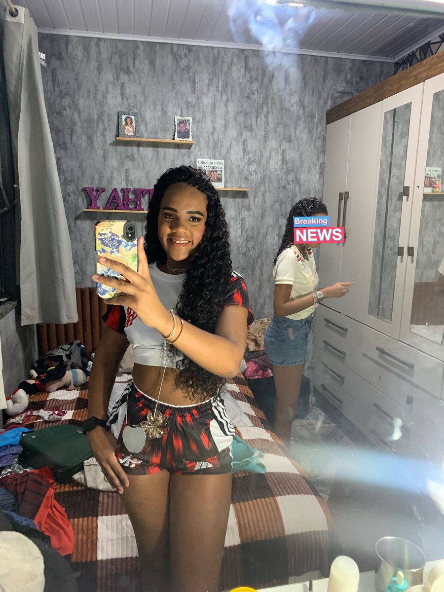 Loorrany11's tweet photo. É campeãooo, prepara pra mimm 🥇❤️🖤 https://t.co/2KzH0BGCZO