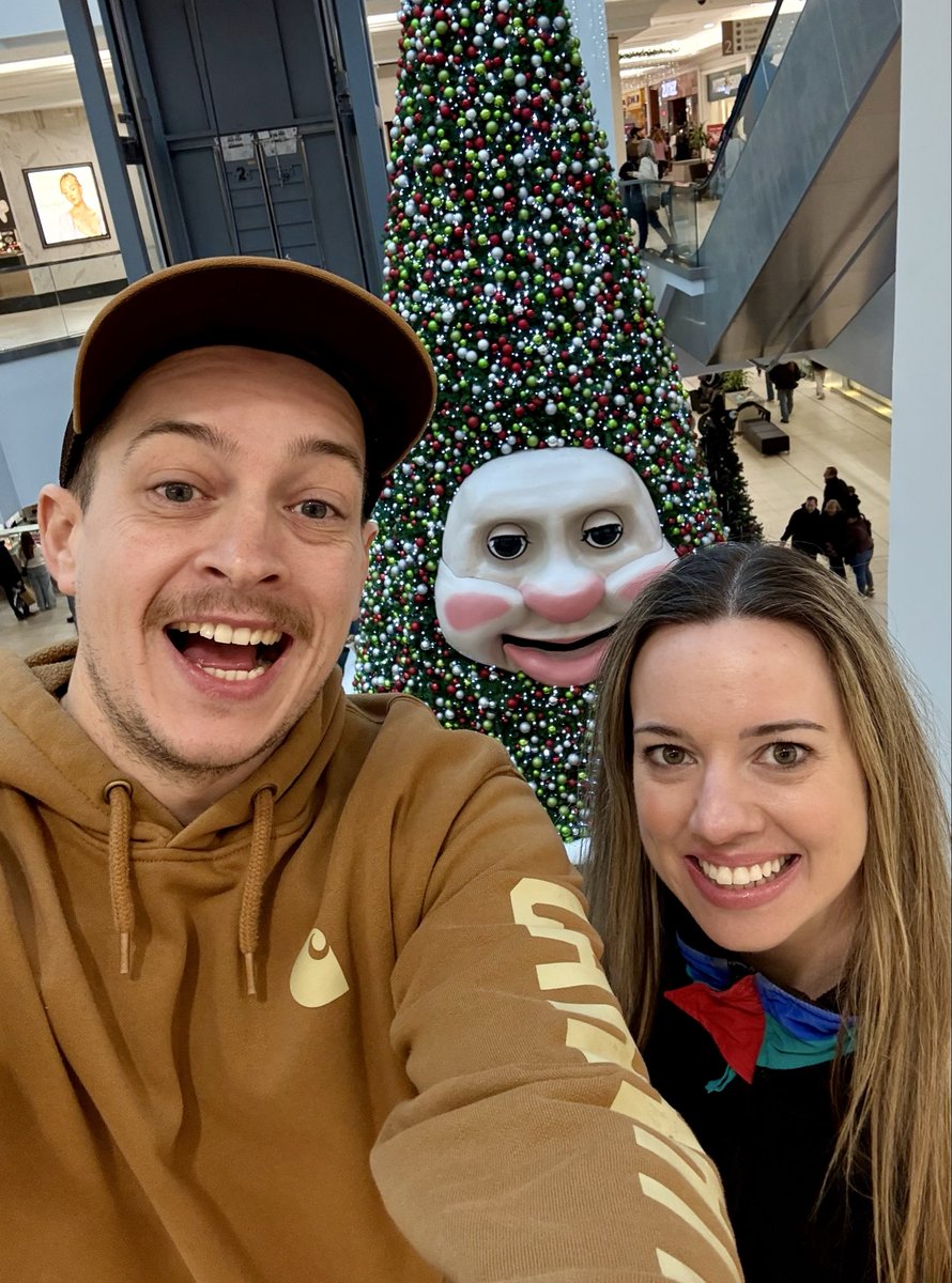 Hammer onenine tweet media