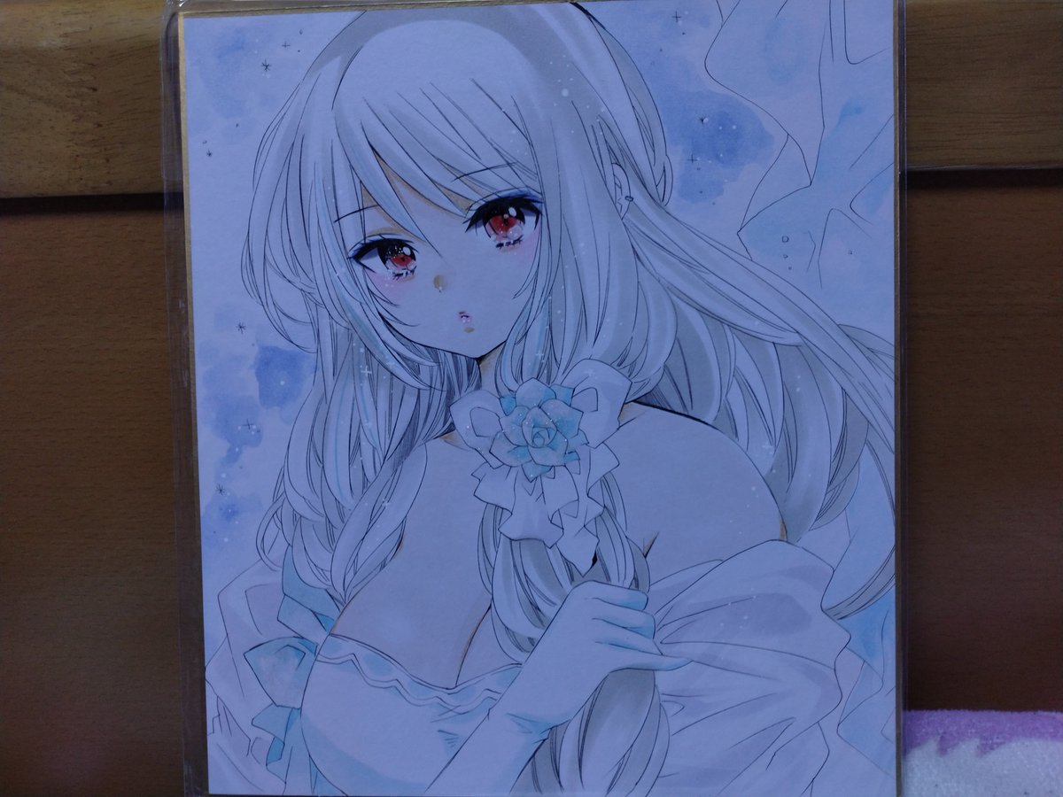 オリジナルの女の子のイラストです。以前の即売会で購入しました。明日