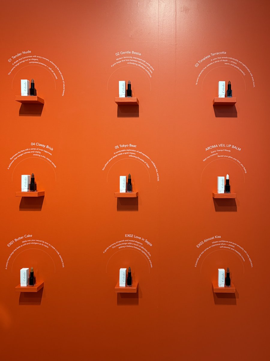 ohadashittori's tweet image. 大好きなCelvokeの新作リップRouge OのPOPUPに行ってきたよ💋

Celvokeのリップはテラコッタとシアーサンドを昔から何本も使ってるんだけど、今回の新作は色付きもナチュラルで全色気になる😮‍💨

とくに01、04、05が気になった🥺🫶

#ルージュオーモーメント #Celvoke