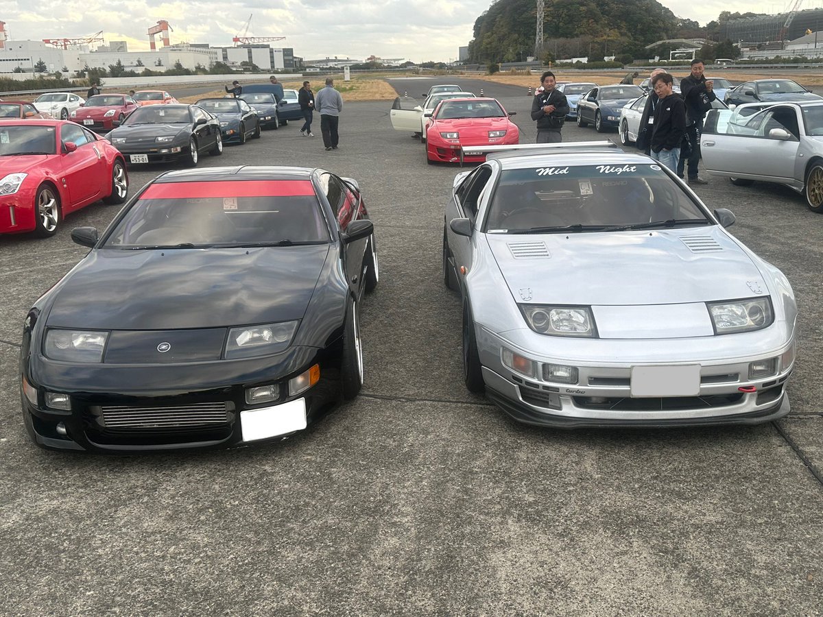 taka300zx75's tweet photo. 自分がセンター出しマフラーを作るきっかけになったレジェンドマシンと2ショットを撮らせていただきました🙇‍♂️🙇‍♂️ https://t.co/r3cXHNLLgL