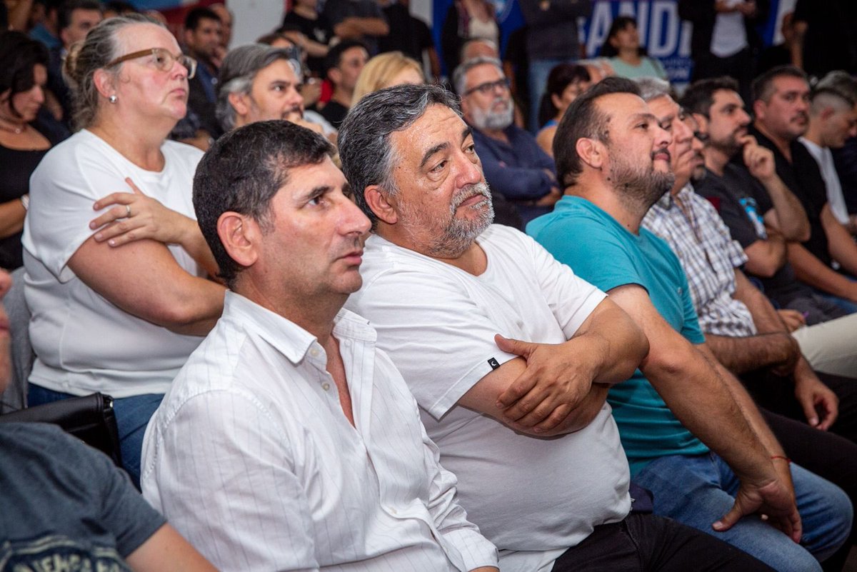 🔆🇦🇷 Junto a <a href="/Kicillofok/">Axel Kicillof</a> acompañamos a <a href="/MarioSeccoOK/">Mario Secco</a> y a los compañeras y compañeros del <a href="/FGNacional/">Frente Grande Nacional 🇦🇷</a> en la Asamblea de elección de autoridades y conducción del partido.