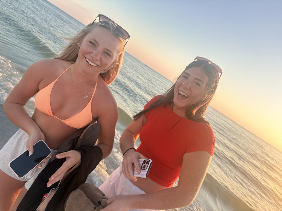 Ava Walker tweet media