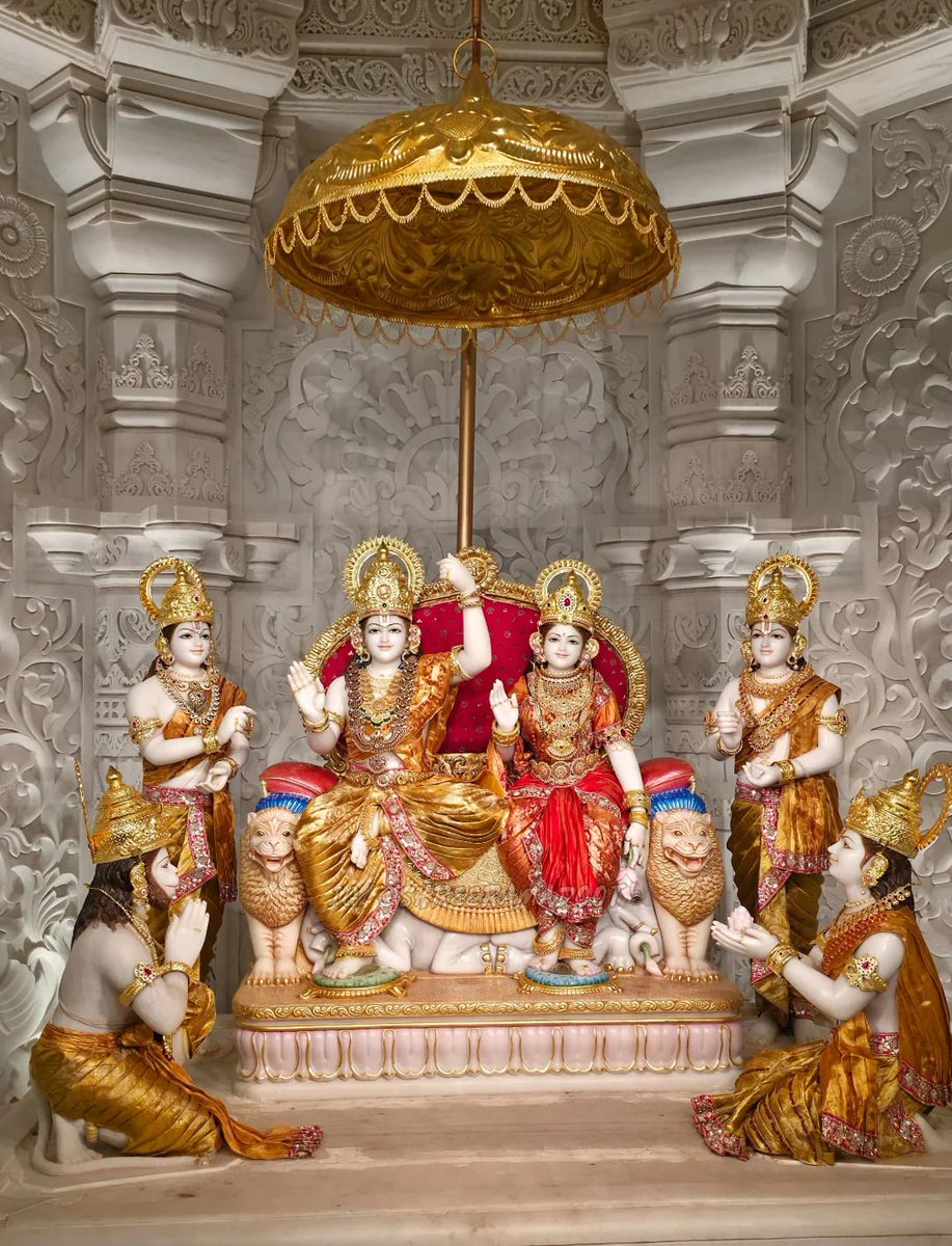 cs2903singh's tweet image. “मर्यादा पुरुषोत्तम राम दरबार! जहाँ सत्य, धर्म, दया और करुणा का संगम है। राम के चरणों में लक्ष्मण-सीता, हनुमान की भक्ति, सबका आधारा। ऐसे रघुनाथ को नमन! 🙏 जय श्रीराम! #MaryadaPurushottam #RamDarbar #JaiShriRam”