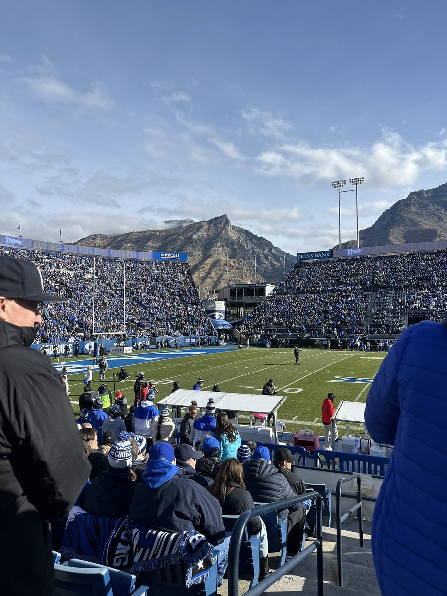 hirsche_h's tweet image. Last home game of the season (maybe?)