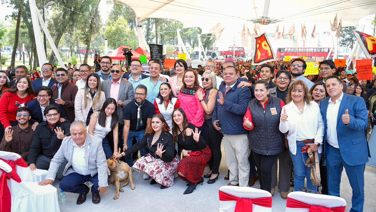 Acompañé a dip <a href="/DianaBarraganS/">Dip. Diana Barragán</a> (Distrito 02, GAM-CDMX, PT) en presentación de su 1er Informe Legislativo; espacio donde reafirmó solidaridad con Cuba y condena al bloqueo.

Gracias diputada x reconocer resiliencia de nuestra Isla y amistad histórica entre nuestros pueblos🇲🇽🤝🇨🇺