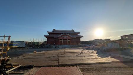 今日の首里城 瓦の朱、龍の装飾、漆の艶。 細部に息づく職人の魂が