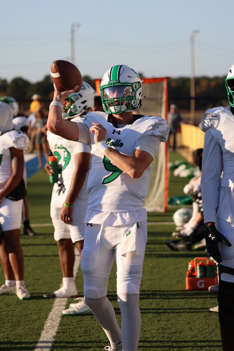 austin_wads's tweet photo. 6’4 210lbs QB in the transfer portal! RECRUITMENT OPEN🚨
2 years of eligibility!
Film: https://t.co/AleV8NqOOf https://t.co/5zseUqRsdN
