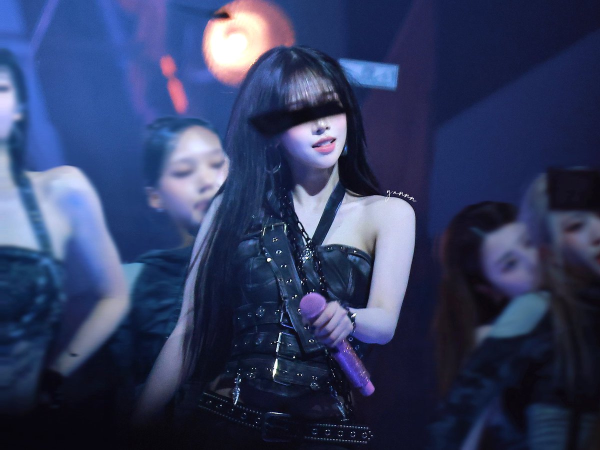 xyan_k's tweet image. 251129 MAMA

💴

#Karina #카리나 
#에스파 #aespa