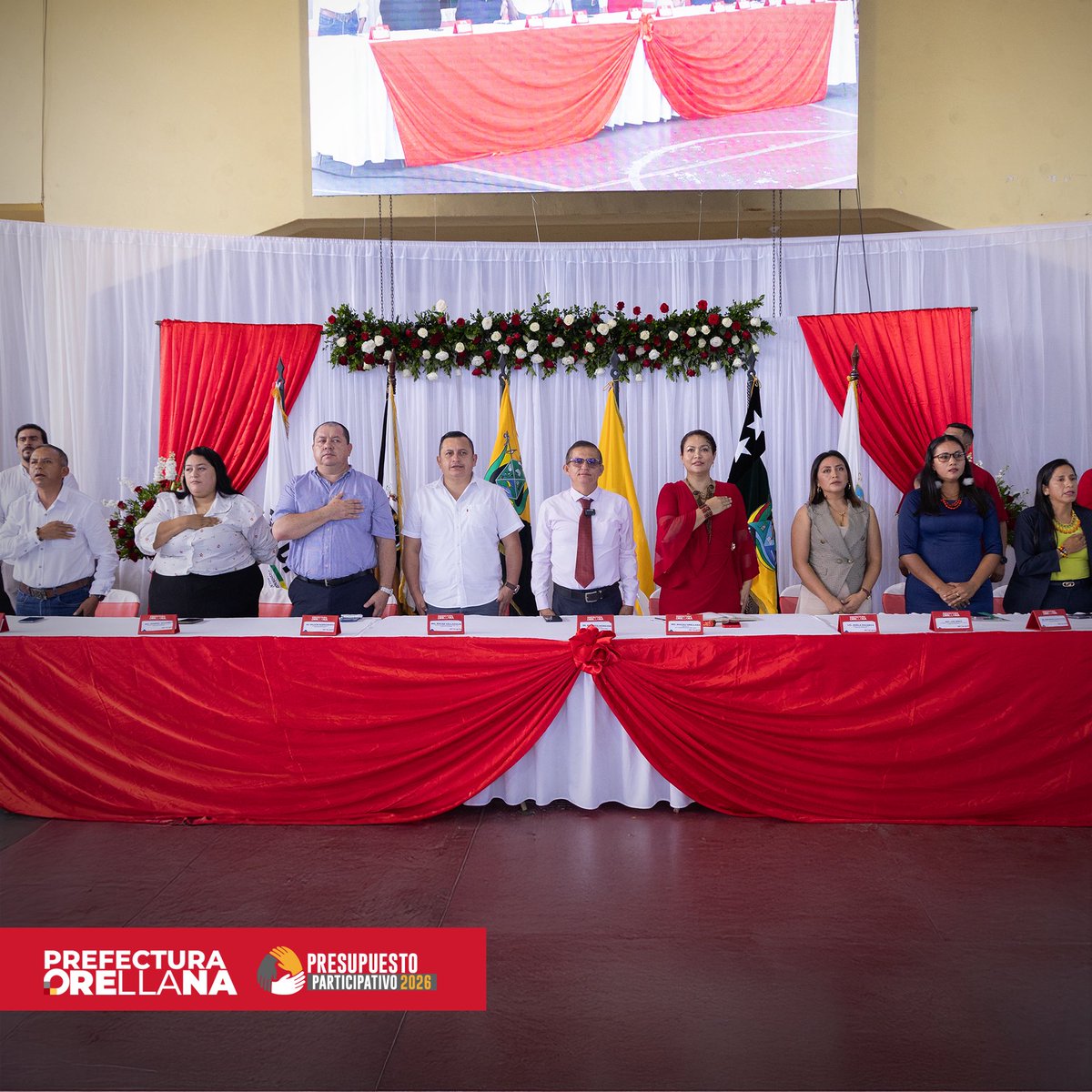 GADPORELLANA's tweet photo. 🙌✨ Orellana decide su futuro.
Más de 1.500 personas participaron en la aprobación del Presupuesto Participativo 2026, liderado por la prefecta Magali Orellana, principal autoridad del evento.

¡Cuando decidimos juntos, avanzamos! 💪🌱

#OrellanaUnida #PP2026 https://t.co/Da3i4jv5vZ