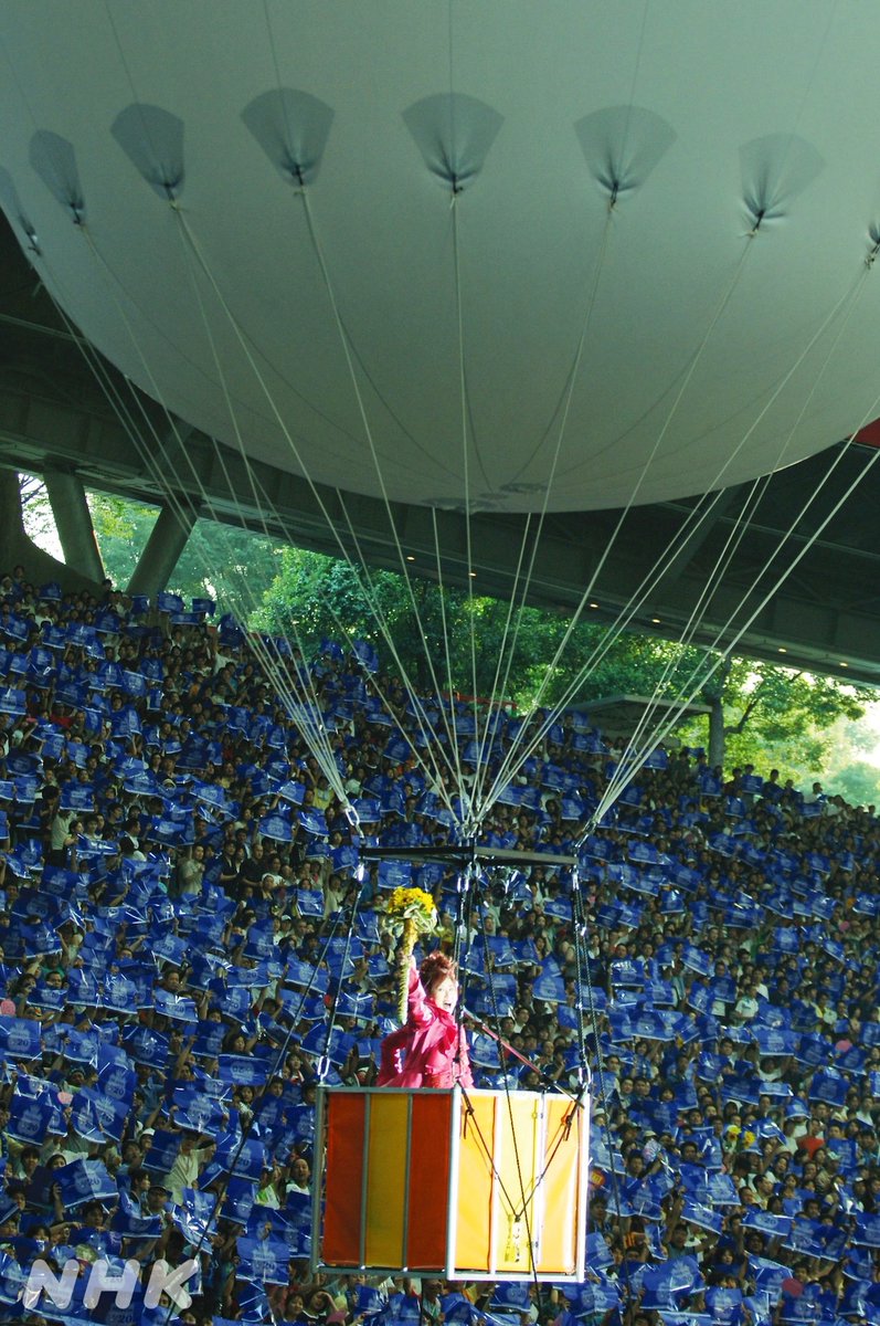 NHK_PR's tweet image. 【伝説のコンサート #渡辺美里 】

2005年8月6日
当時の名称はインボイスSEIBUドームでした。

ファン的には「西武球場」と呼びたい…

もう20年かぁ…。
ここにいたんですよ…。

…と、後ろの席のスタッフがしみじみしながら申しております。

12/6（土）午後5:30［NHK BS］
nhk.jp/g/music/blog/n…