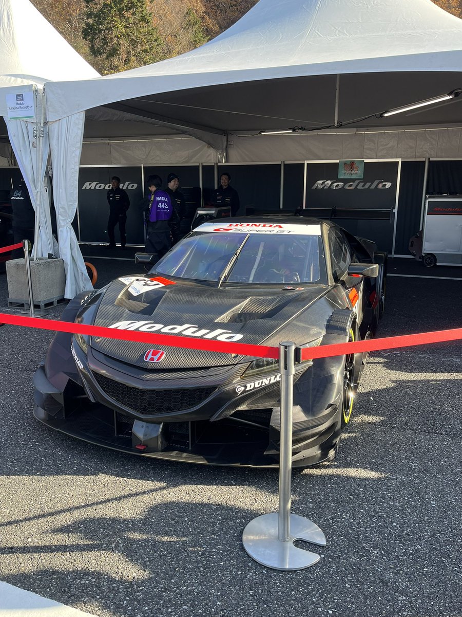 nkurosak's tweet image. ピエールさんのアーユーレディ！で、始まりました！
すごい人です💦

#MODULO
#motegi_official