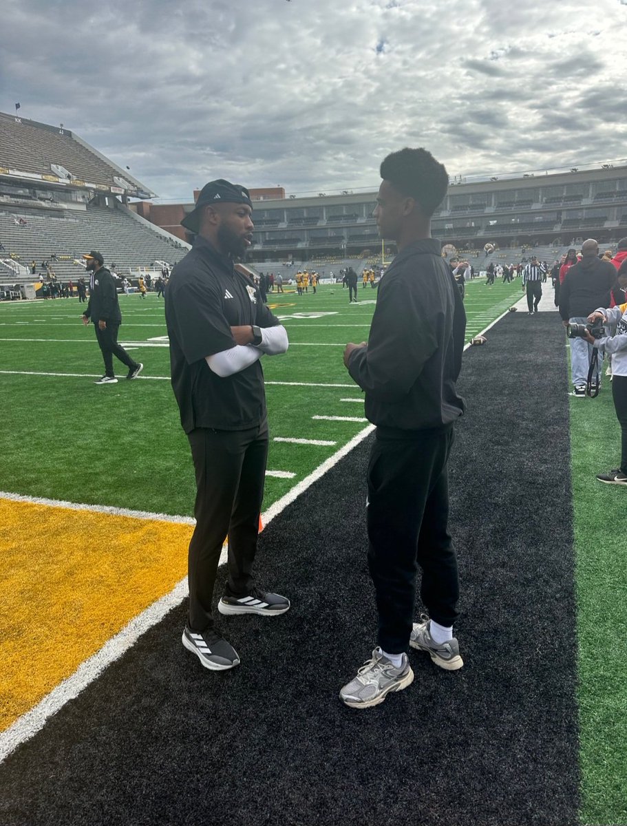 Christopher Cunningham tweet media