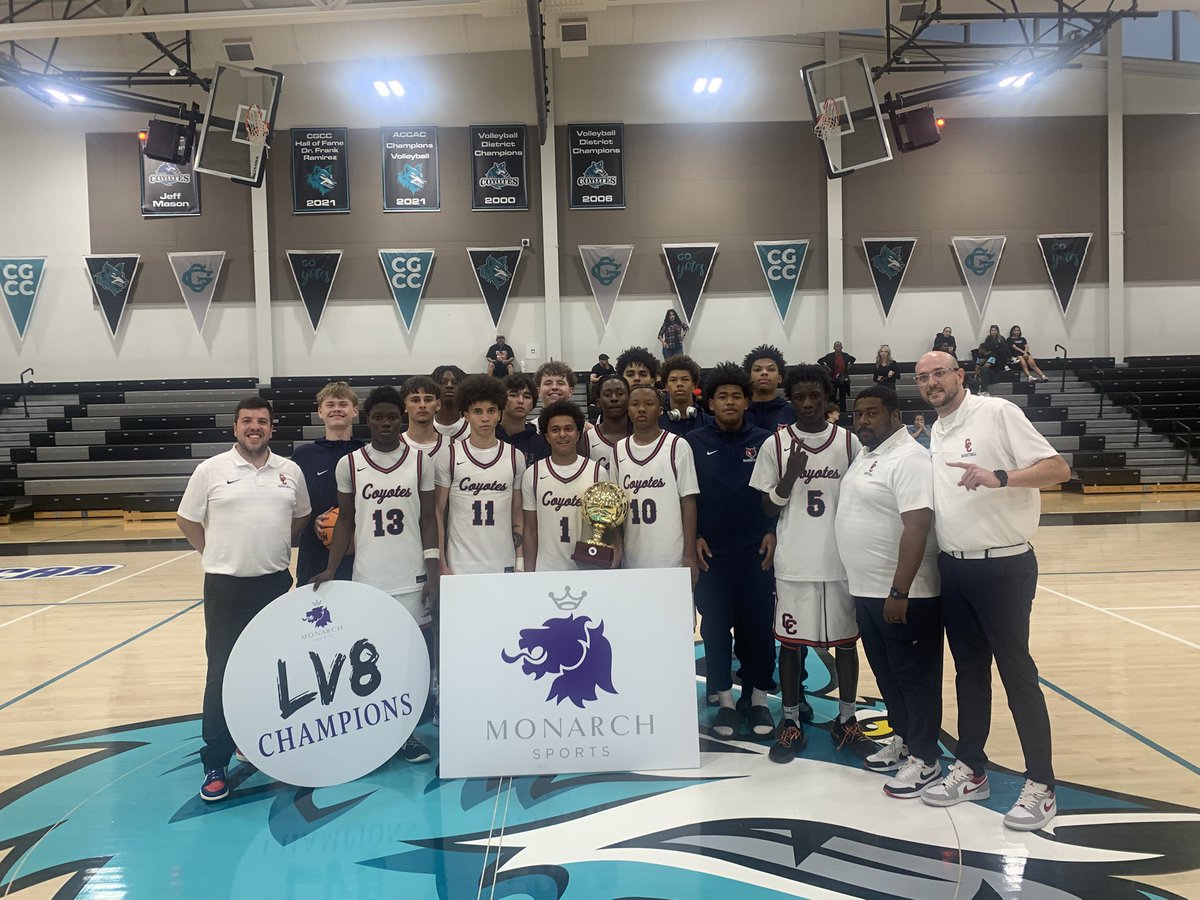 GreggRosenberg1's tweet photo. Another event. Another trophy for Centennial! @PrepHoopsAZ https://t.co/JUKGf2XSKj