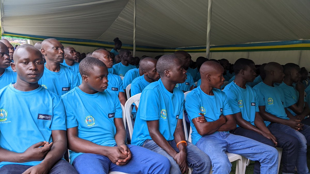KigaliUpNews's tweet image. Military Attachés from 17 countries accredited to Rwanda visited the Mutobo Demobilisation Center (RDRC) on Nov 28.

The 20-member delegation was briefed on the center&apos;s critical role in reintegrating ex-combatants, a program they lauded as a key peace initiative. #Rwanda #RDC