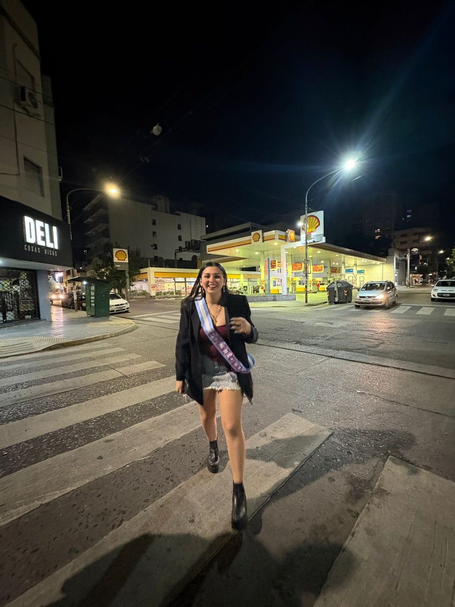 MESSI LE PUDO HACER UPA x2🇦🇷 tweet media