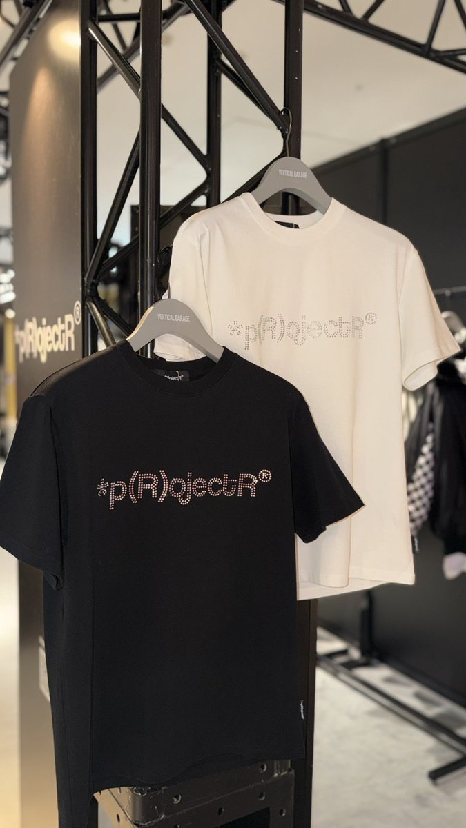 projectr___'s tweet image. #FEATURINGWORKS 
IN AEON Mall Osaka Dome City
POPUP Day 3

イオンモール大阪ドームシティ
〒550-0023
大阪市西区千代崎三丁目13番1 2F特設会場
OPEN：10:00〜21:00
※12/1(月)のみ 18:00 CLOSE

詳細は下記URL
verticalgarage.jp/topics

#THERAMPAGE 
#projectr
@therampagefext
@vertical_garage