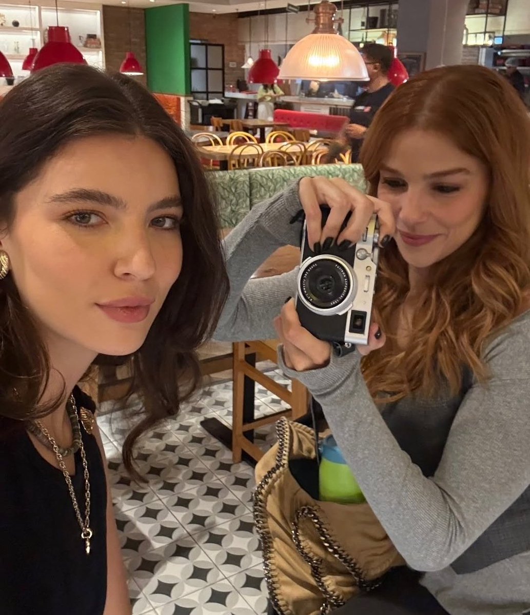 acervoloquinha's tweet image. ENCONTRO LOQUINHA EM ALGUNS INSTANTES #TrêsGraças