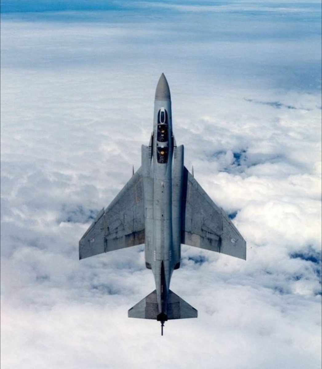 RAF_Luton tweet media