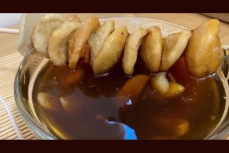 YummyEasy's tweet photo. Double-dip rule: First sauce, then quick vinegar plunge. Perfection.
#Sawsawan #FoodRituals
https://t.co/K5OFD1TTnK https://t.co/QrpoyyPI3b
