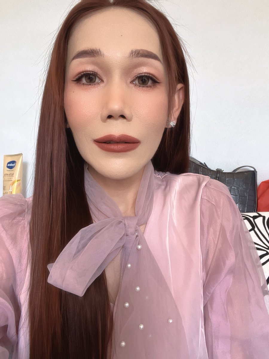 ทักทายค่ะ