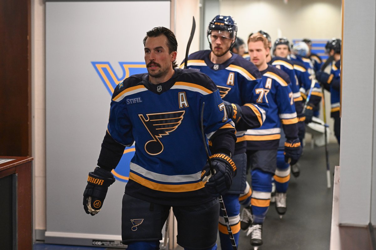 StLouisBlues's tweet photo. 🗣️ LET'S 🗣️ GO 🗣️ BLUES

Saturday night matchup with Utah starts now on @FanDuelSN_MW, @101espn and the Blues App. #stlblues https://t.co/dpWeUbd19c