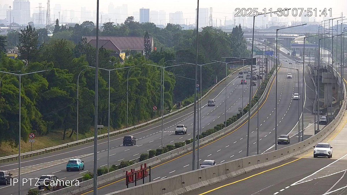 infotolbsd's tweet image. 07:51 WIB ruas tol Pondok Aren-Serpong lalin lancar di kedua arah cuaca cerah, tertib berkendara,patuhi rambu-rambu lalu lintas dan jaga jarak aman
@TMCPoldaMetro @NusantaraInfra @RadioElshinta