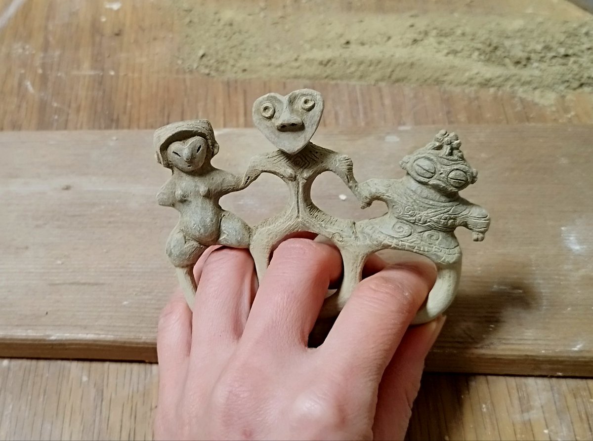 土偶ナックル…とは