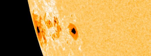 ryuhokataoka's tweet image. 実際、嫌な予感のする黒点が回ってきました。エアバス、英断だったのでは