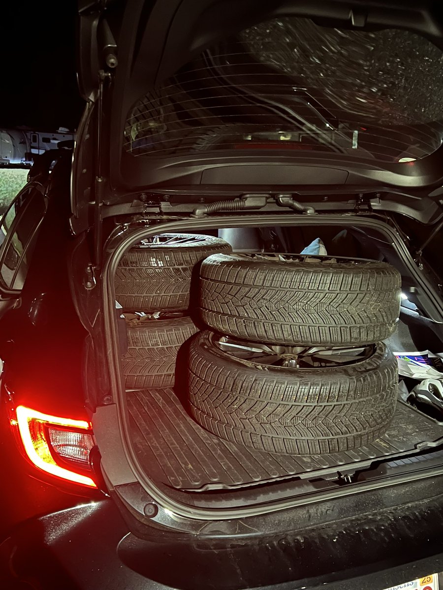 _dandera's tweet image. Visit the storage unit to grab my winter tires, the Camry will stay inside until spring now
