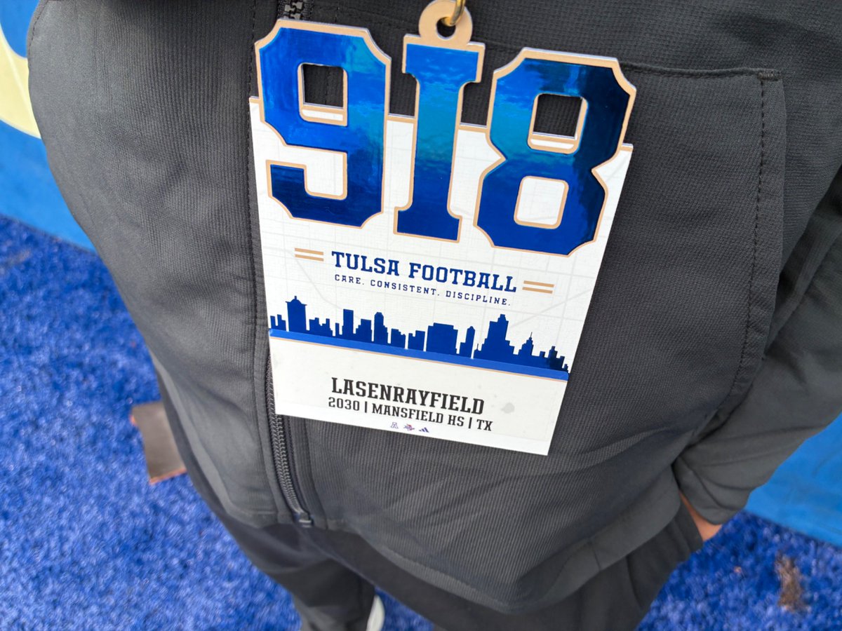 Lasen Rayfield01 tweet media