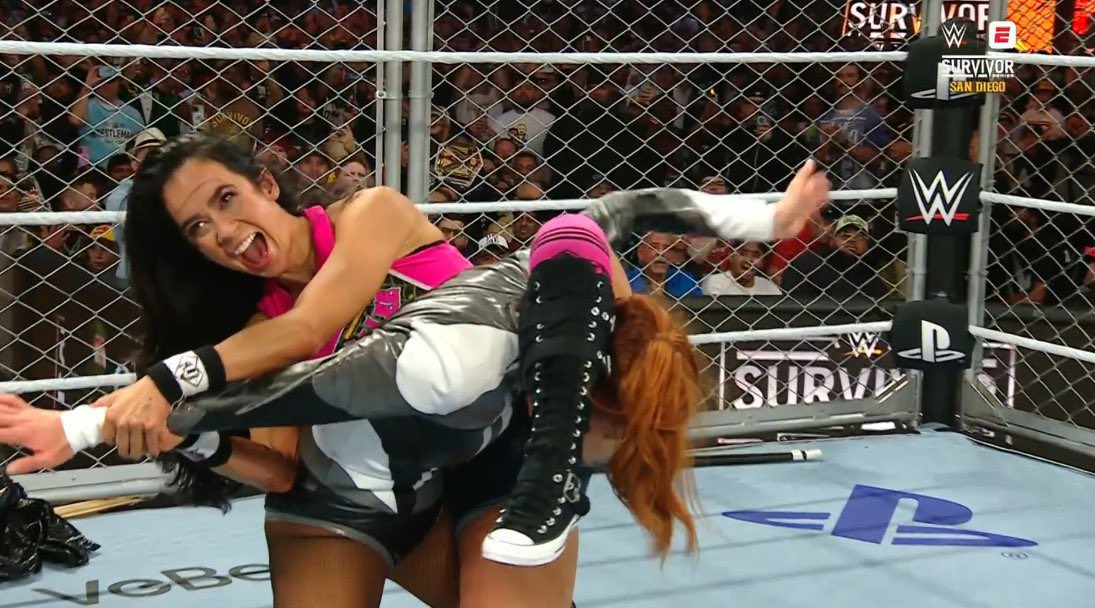 WELL LOOKIE COOKIE! #SurvivorSeriesWarGames