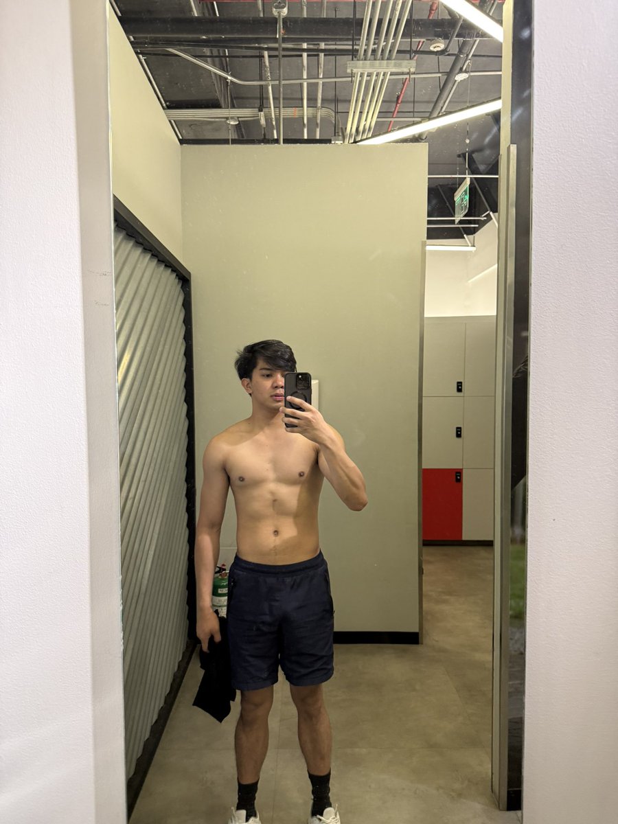 marklorie_24's tweet photo. 💪🏽 https://t.co/F6tI9zuwOH