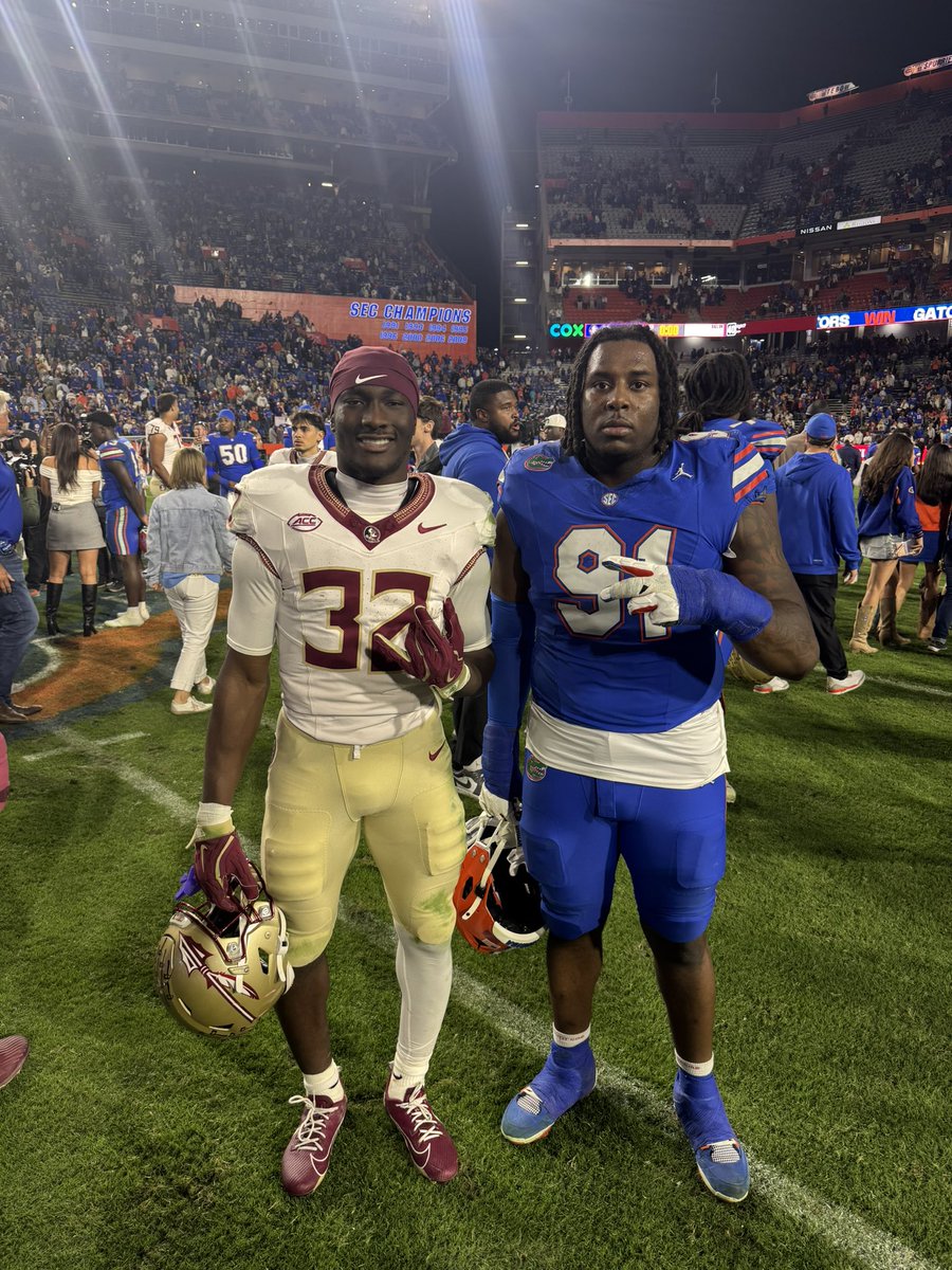 rockerlee229's tweet image. Former Trojans squaring off tonight