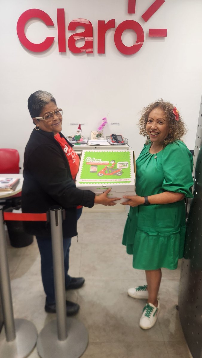 antoninospizza2's tweet image. #CLAROTODOS Y TU #JEFE TE COMPRA #PIZZA
GRACIAS POR  APOYO.
LUNES #CIBERNETICO. A DISFRUTAR LAS OFERTAS DEL MOMENTO.🇵🇷🍕🫲