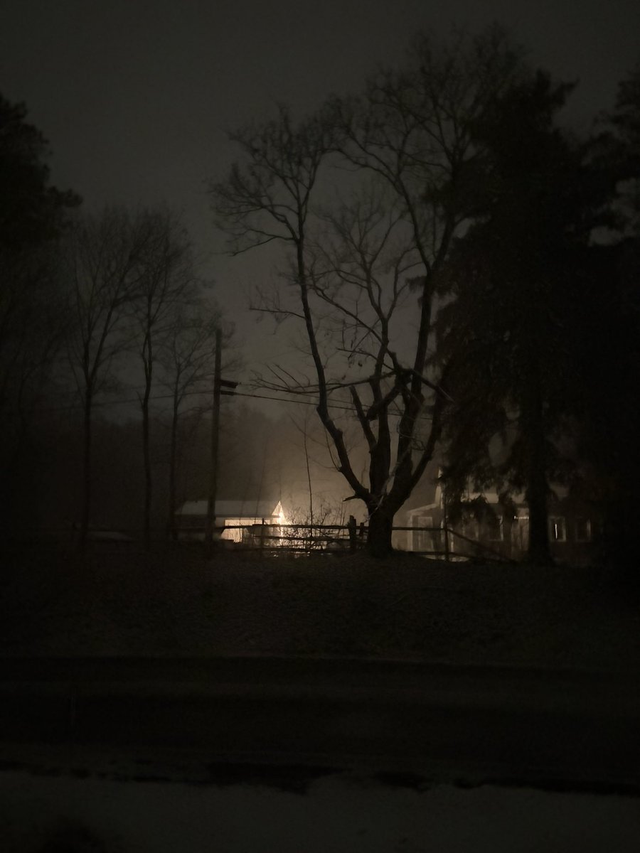 desolangels's tweet image. Rate my snow spotting fit