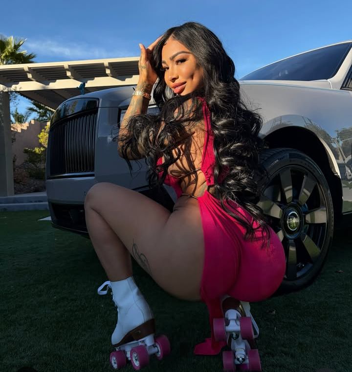 TaylorPearlss's tweet photo. Hi guys 🍑 https://t.co/czt0kxj3Cf