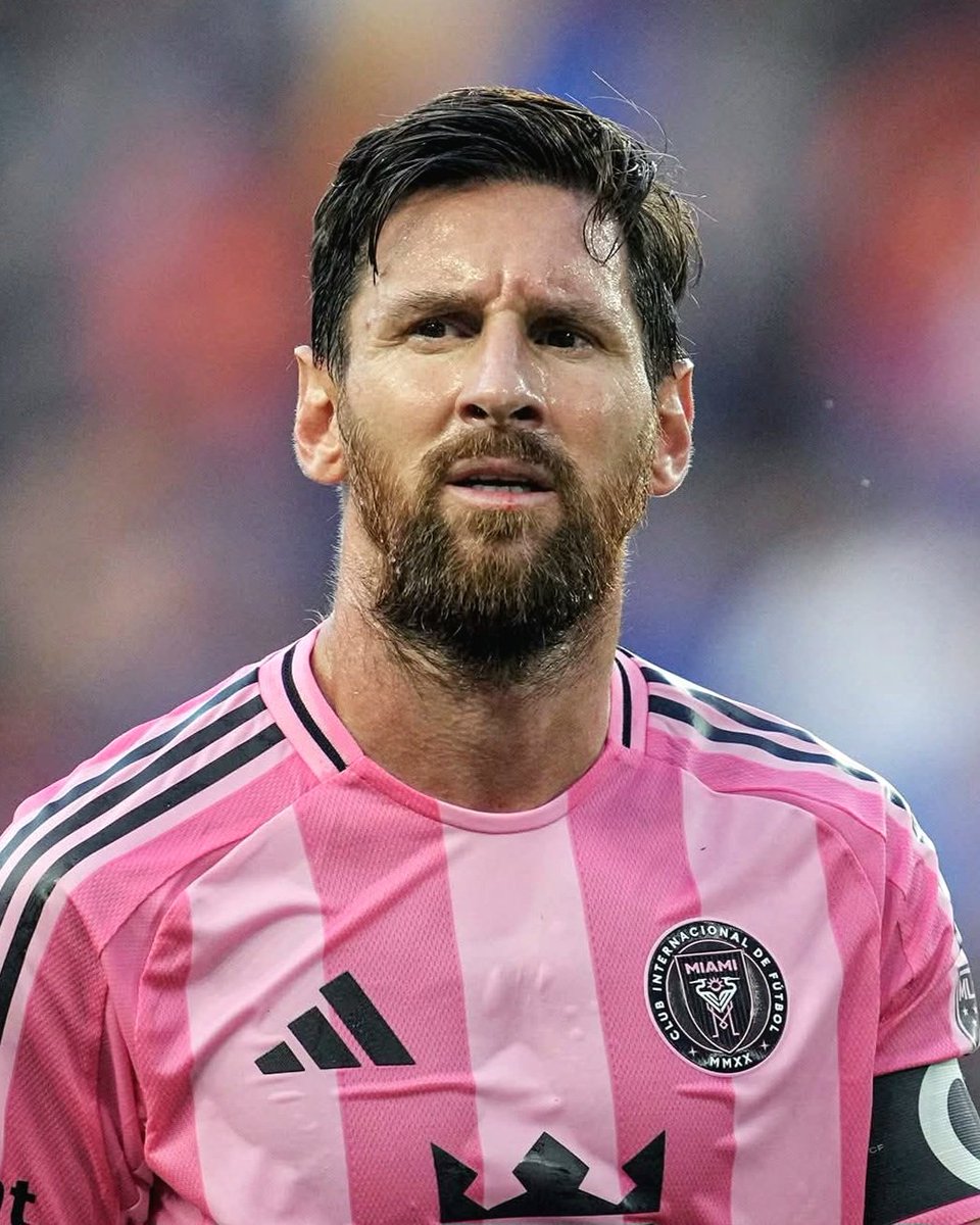 COMPLETAMENTE HISTÓRICO

Lionel Messi y el Inter de Miami se proclaman «Campeones de Conferencia» y están en la Gran Final de la Major League Soccer (MLS) por primera vez en toda la historia del club.