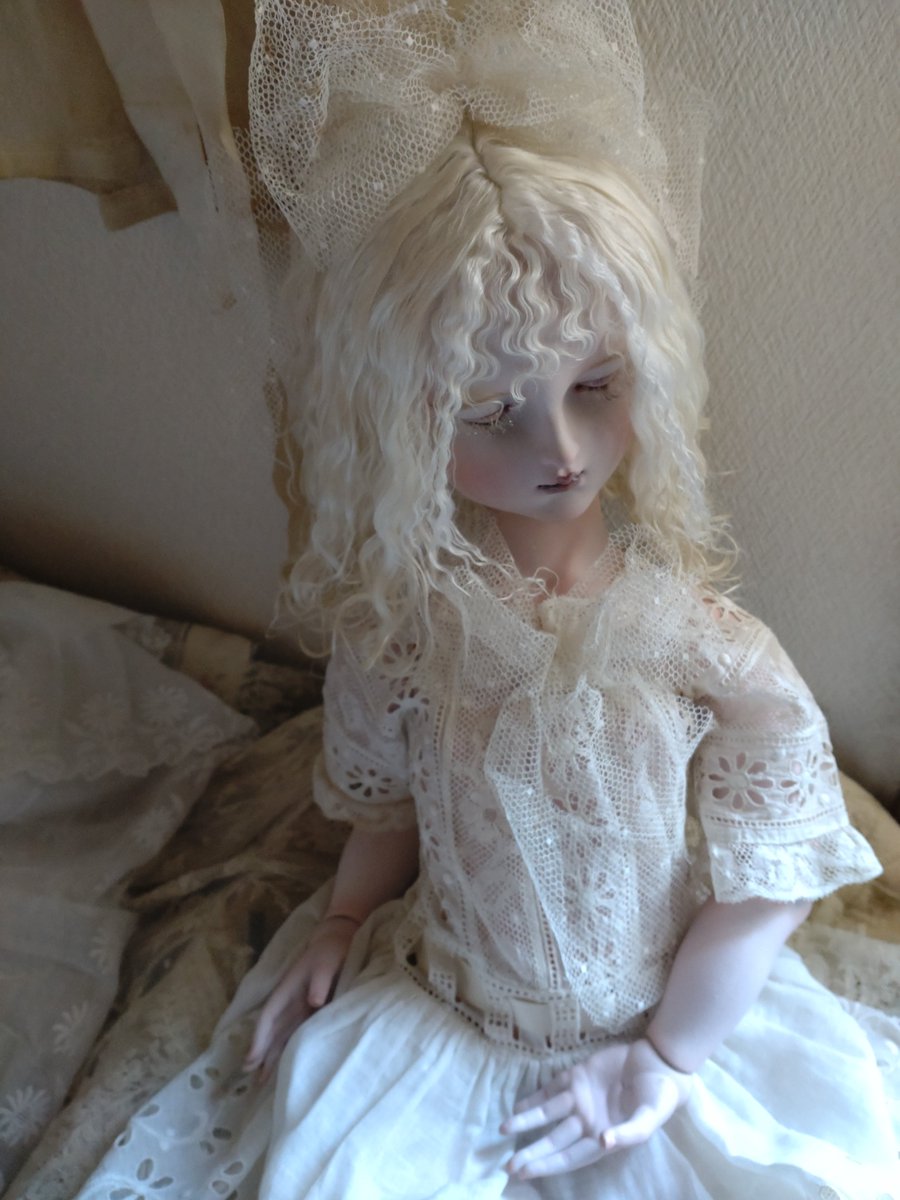 ダフネさん

朝日に当たると髪や睫毛の水滴がキラキラ光って綺麗…