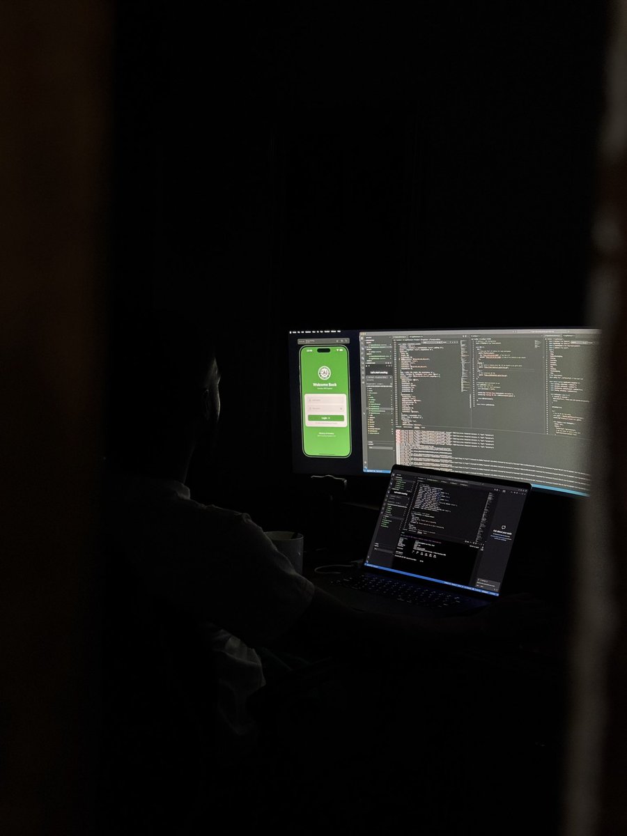 For everyone trying to rise, every step forward is a fight, every small win is a revolution. Keep moving. Keep building. Be it orthodox or southpaw, keep fighting! ❤️