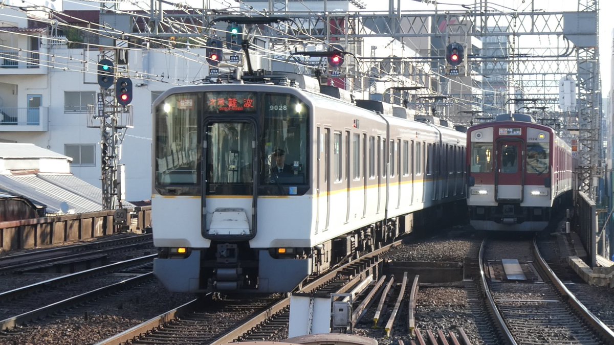 VC_VVVF's tweet image. 3830/3931→EE28+EE24+EE27+EE22
昨日と前後を入れ替えただけやん…