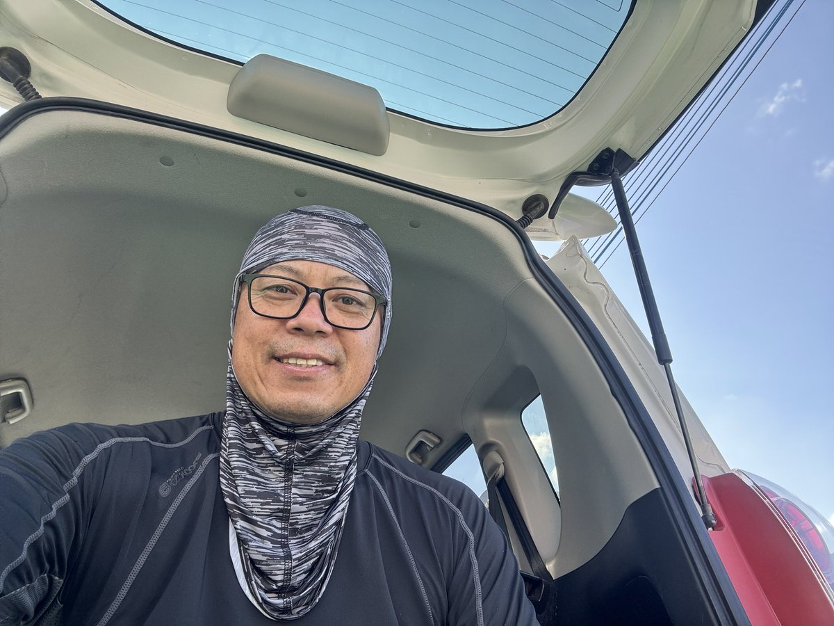 カメちゃん🔥炉内で耐火レンガ積んでる！炎のレンガ積み職人ドラマー