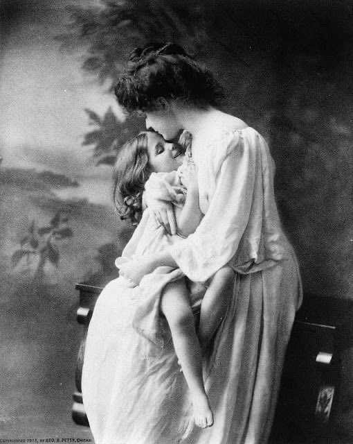 megha_lilly's tweet image. The promoters of gentle parenting begin with the kernel of truth that parents ought to be emotionally regulated and calm themselves when they parent and react, not from anger or irritation, but from reason and good sense. But gentle parenting takes this kernel of truth and twists…