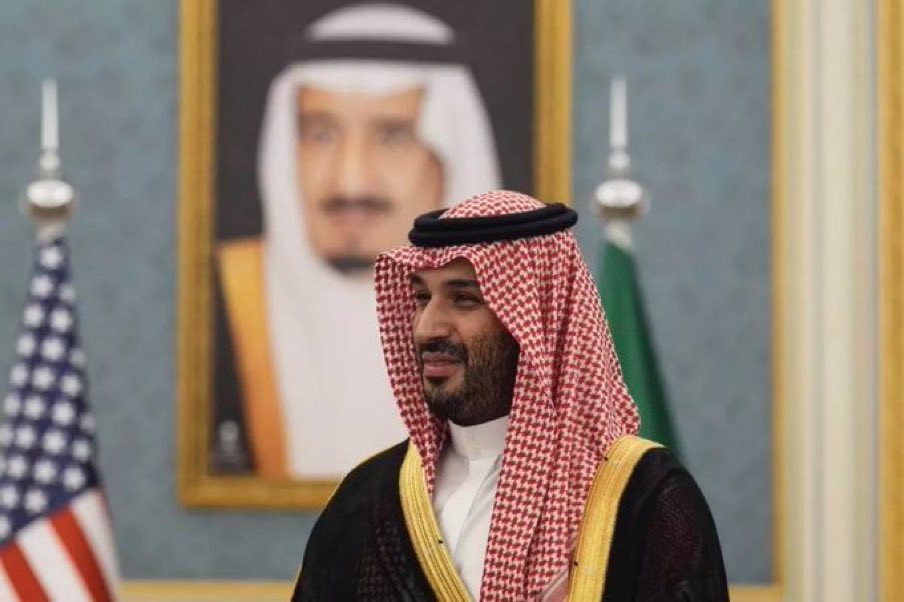 ghvdeer's tweet photo. زعيم الشرق الاوسط ❤️🇸🇦 https://t.co/iFMBlVGLlV