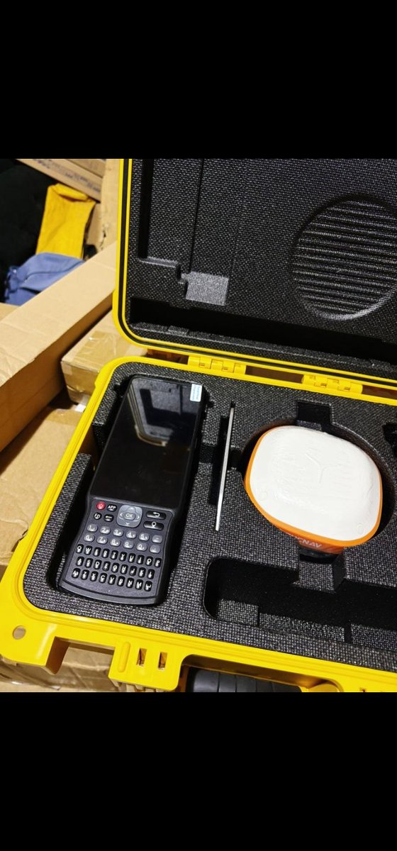 NuurLight2's tweet image. Surveyors, we hire and also Surveying equipment like &quot;RTKS&quot; ,accessories ,levels ,handheld GPS etc

0752727885