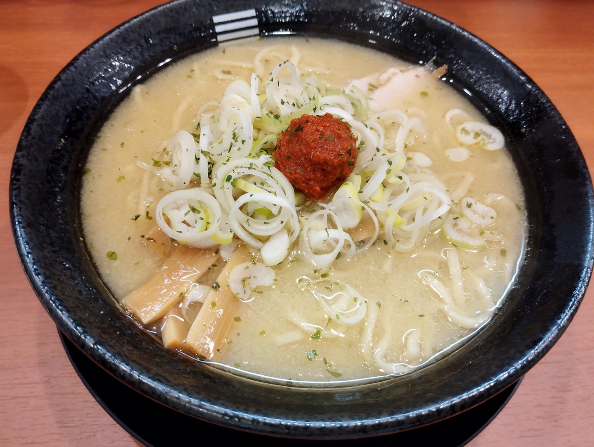 ramenmanner's tweet photo. 山系無双烈火 千里中央 ＃豊中 

＃ラーメン ＃辛みそラーメン ＃大阪ラーメン ＃関西ラーメン ＃千里中央 ＃新千里東町 ＃ramen ＃ramen_shop https://t.co/wYU3UkGSuK